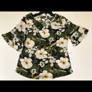 New York & Company women’s top - brand new